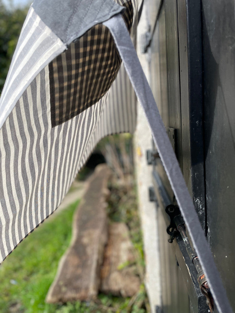 COUNTRY KITCHEN - Charcoal